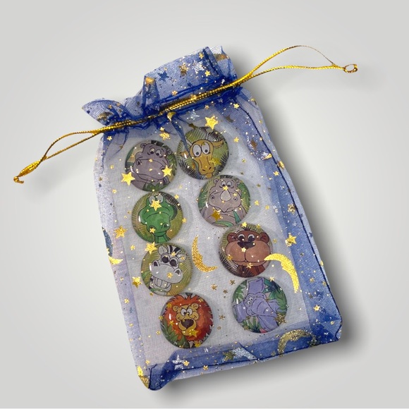 Set of 8 𝑯𝒂𝒏𝒅𝒎𝒂𝒅𝒆 Outdoor Creatures on Cabachon 1” Magnets Gifts 🎁 - Picture 6 of 12